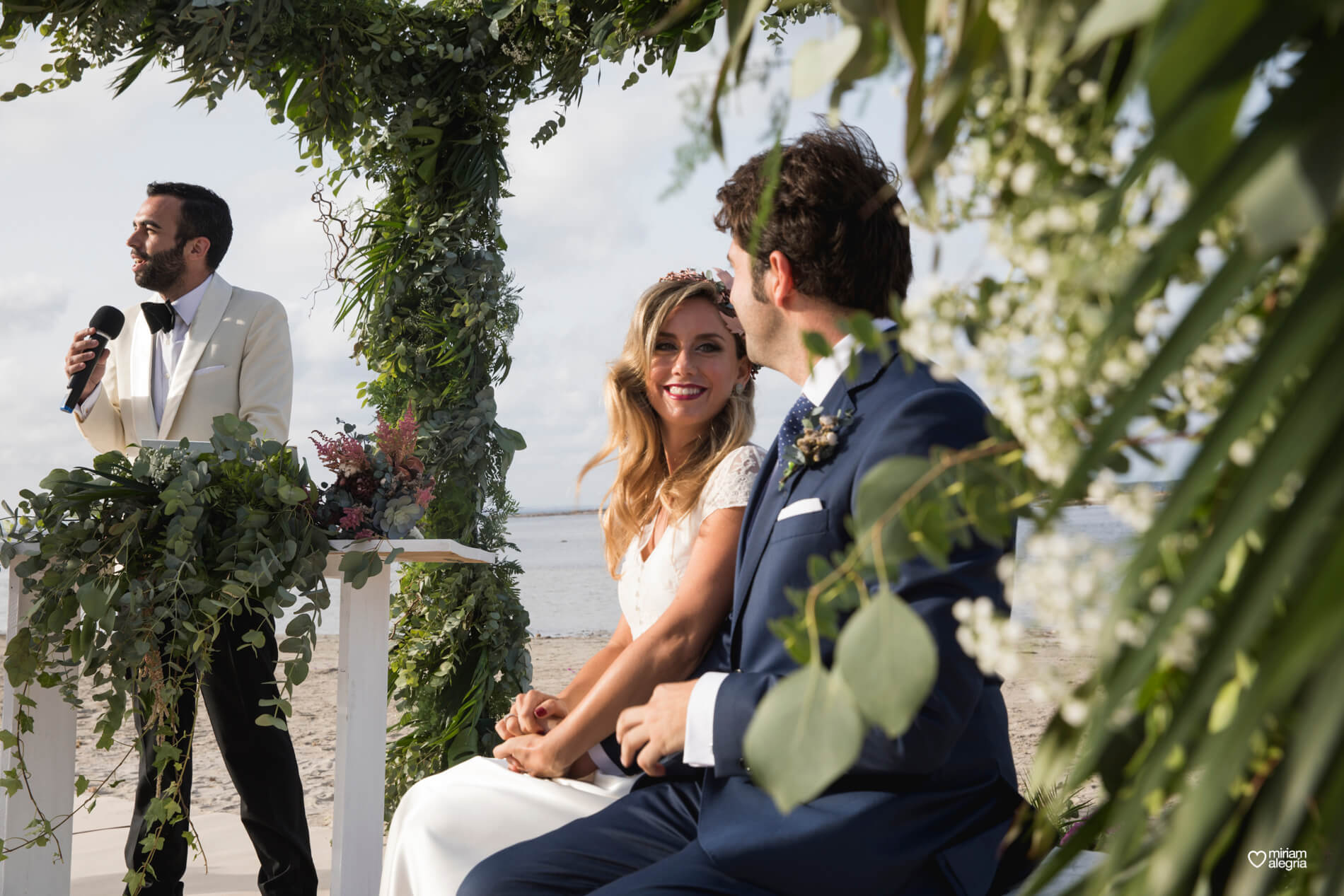 boda-en-collados-beach-miriam-alegria-64