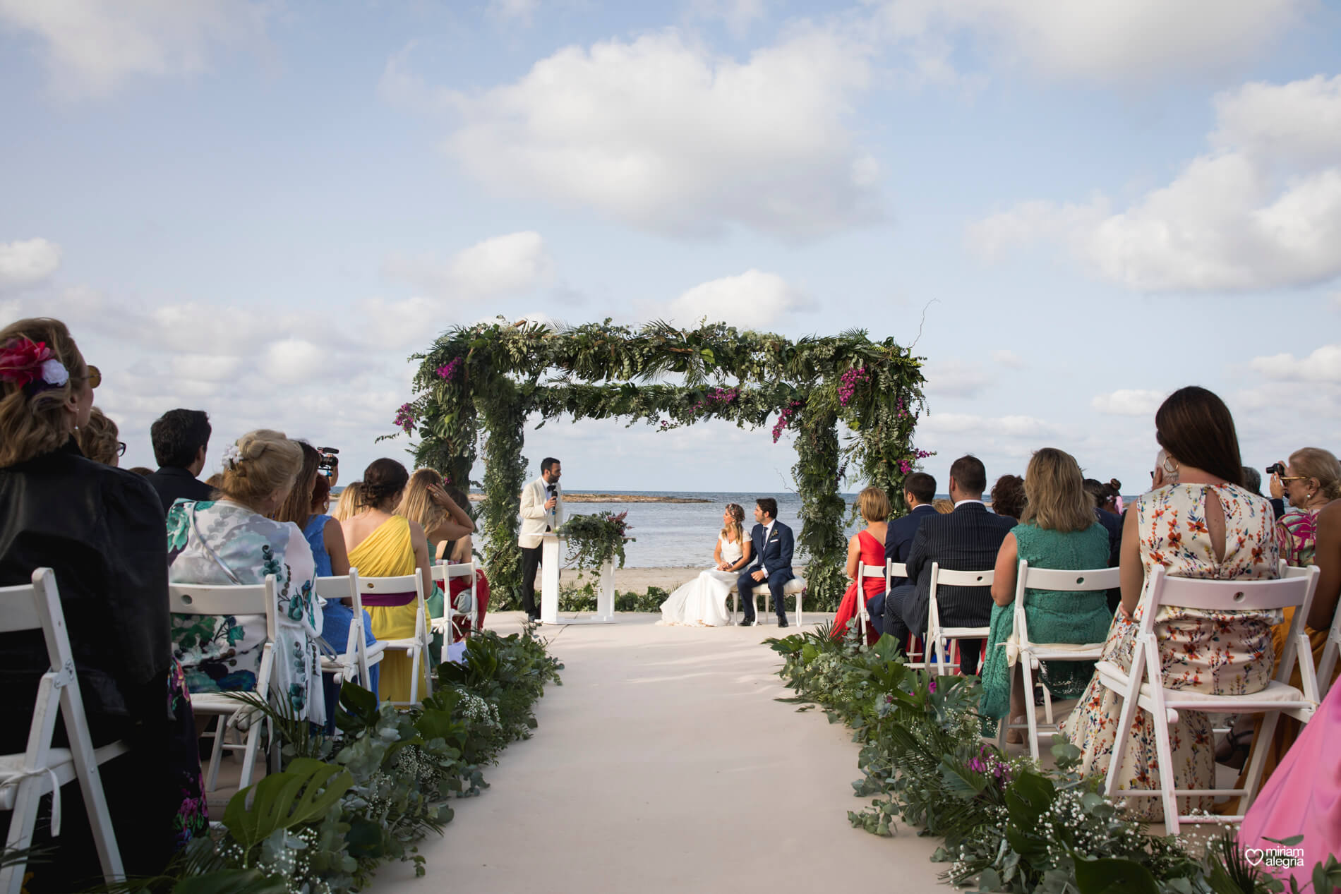 boda-en-collados-beach-miriam-alegria-67