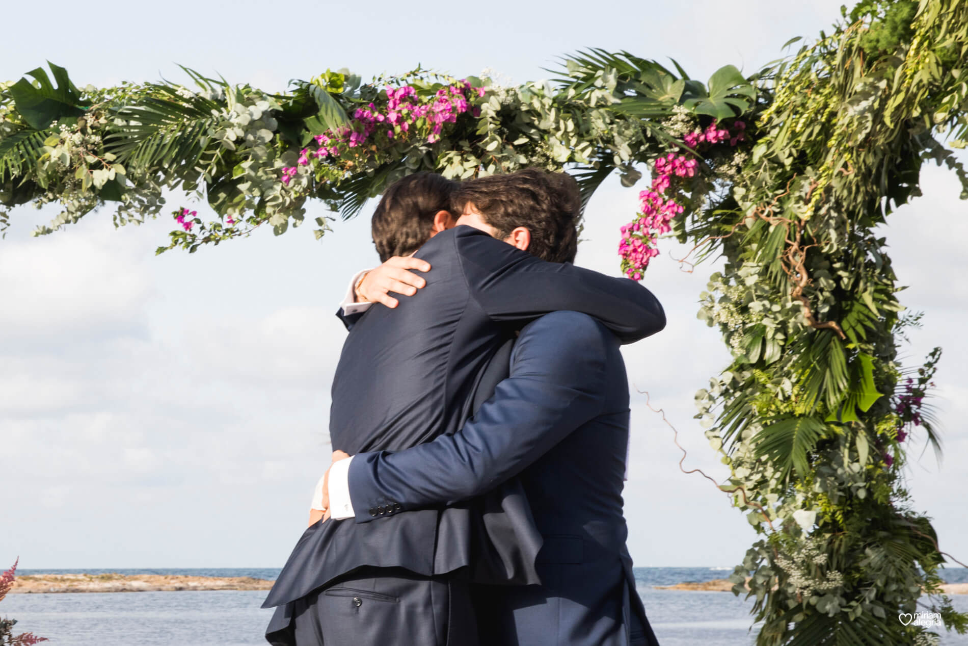 boda-en-collados-beach-miriam-alegria-76