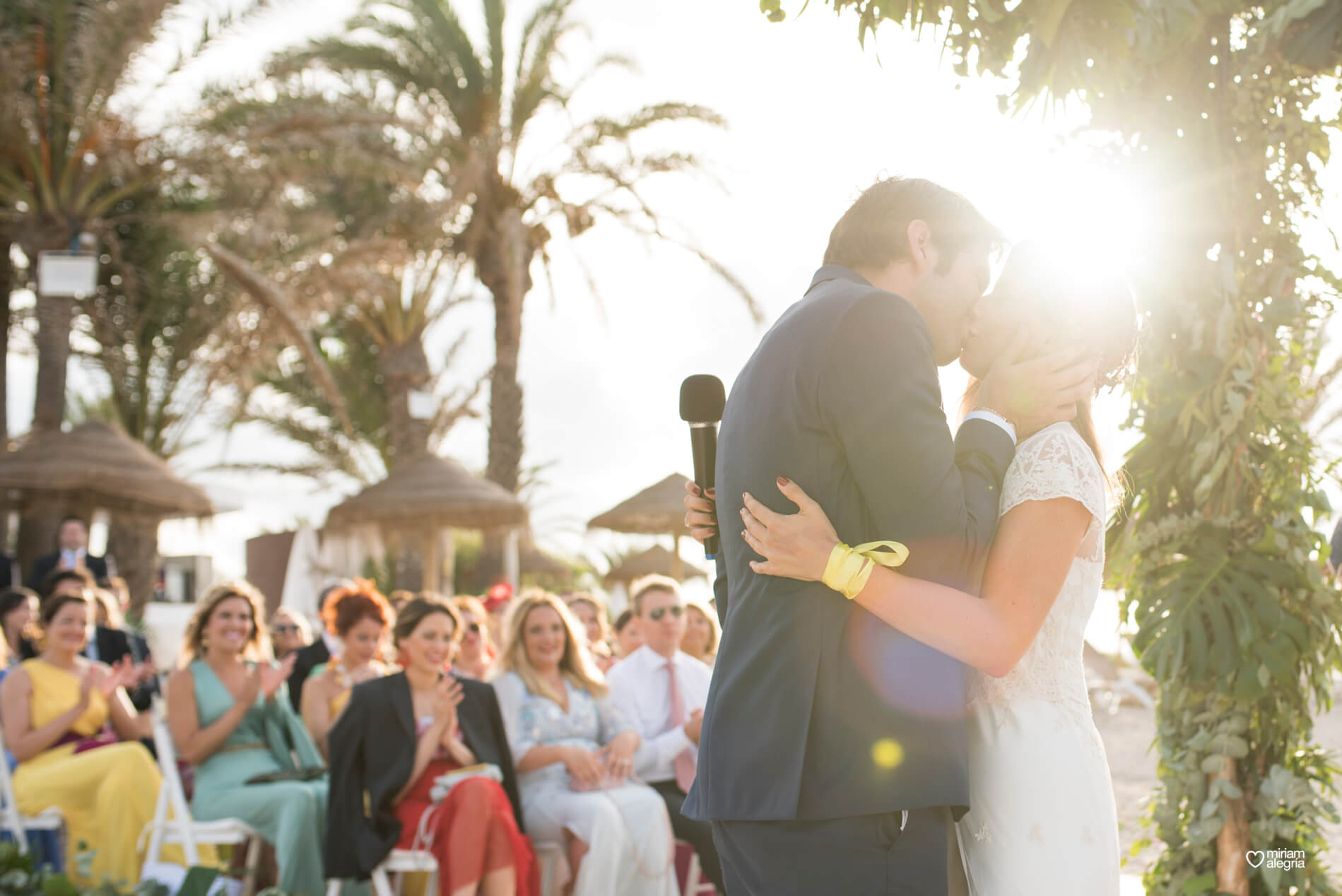 boda-en-collados-beach-miriam-alegria-92