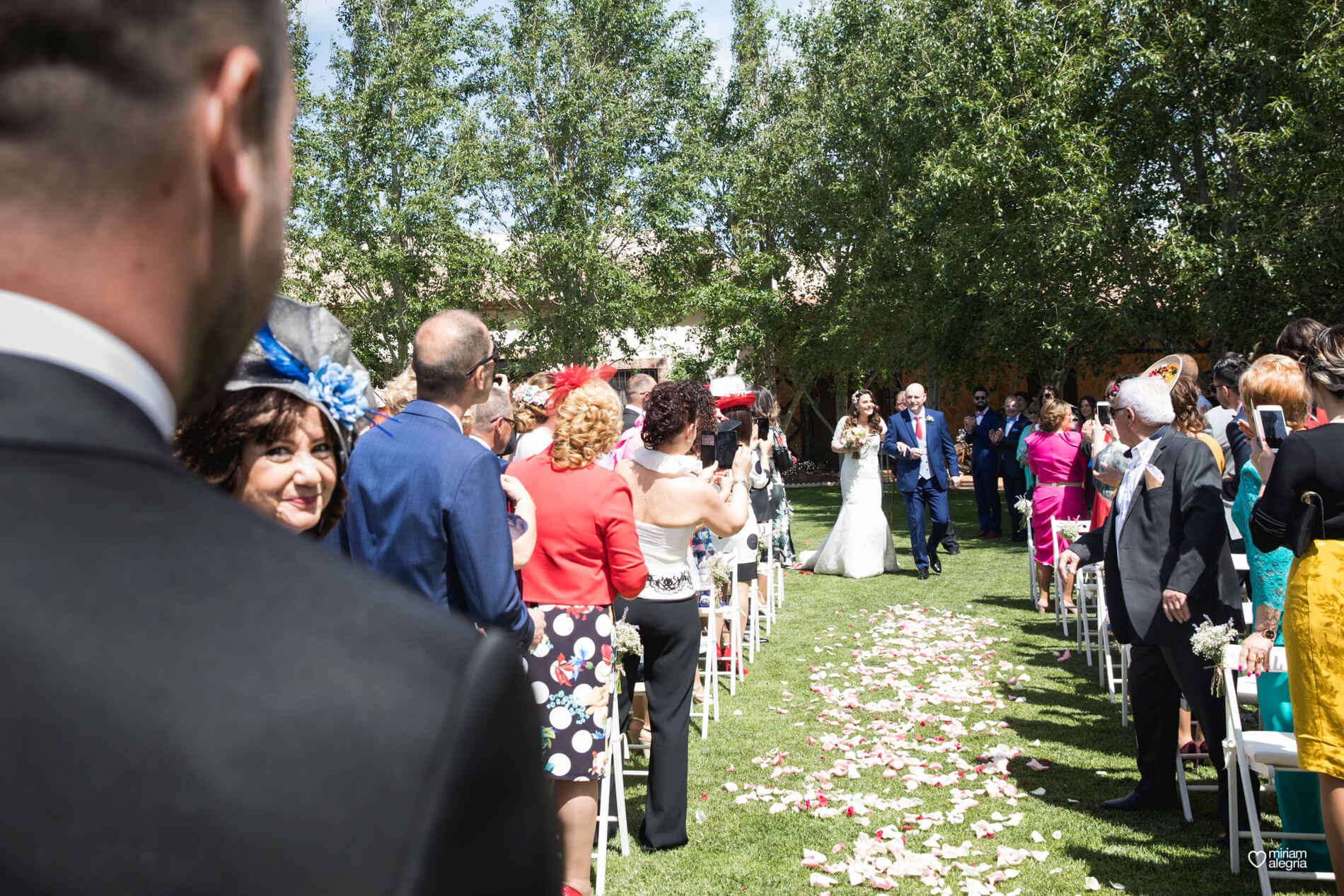 boda-en-finca-jurosa-miriam-alegria-46