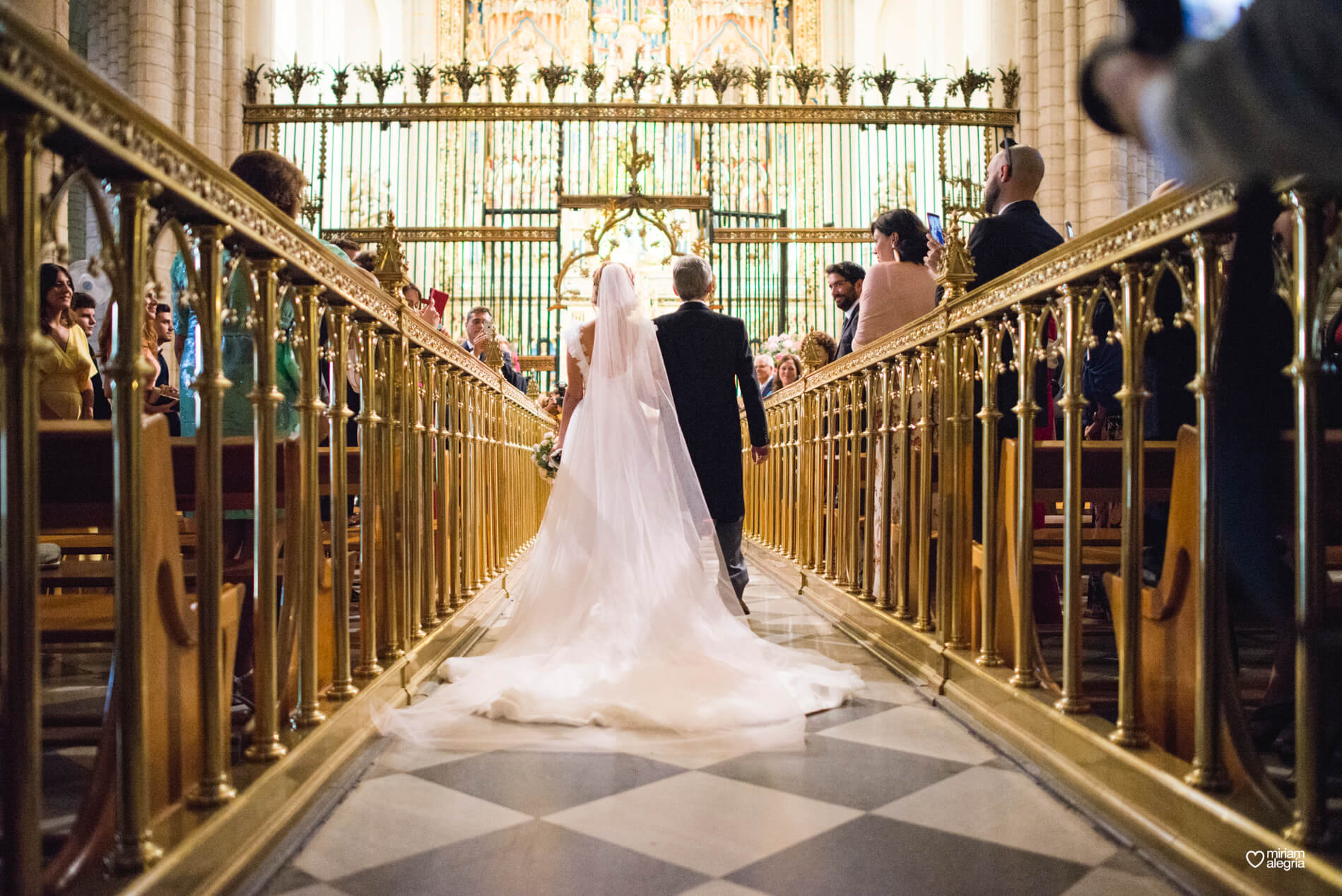 boda-en-la-catedral-marieta-109