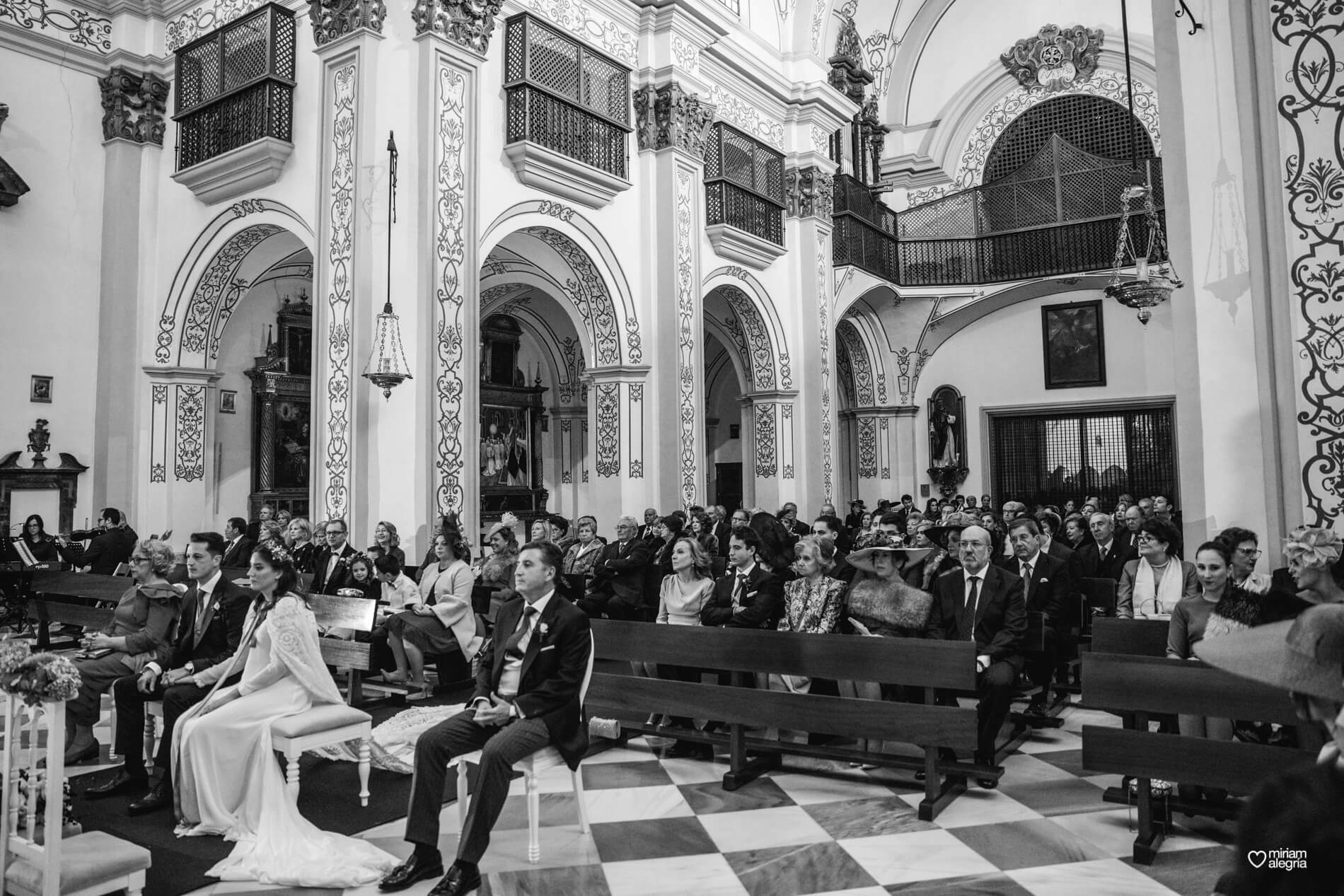 boda-en-la-iglesia-de-las-anas-34