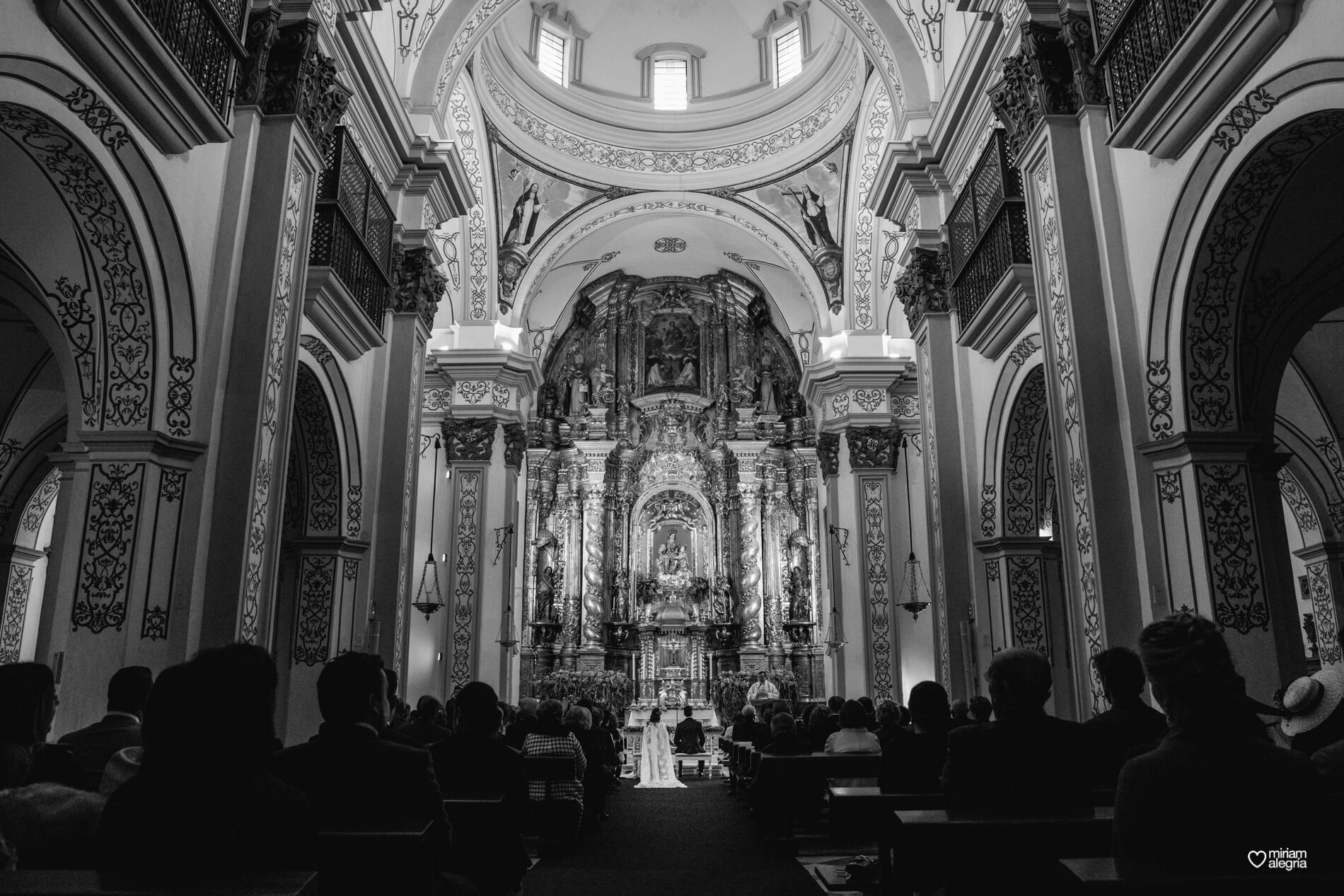 boda-en-la-iglesia-de-las-anas-36