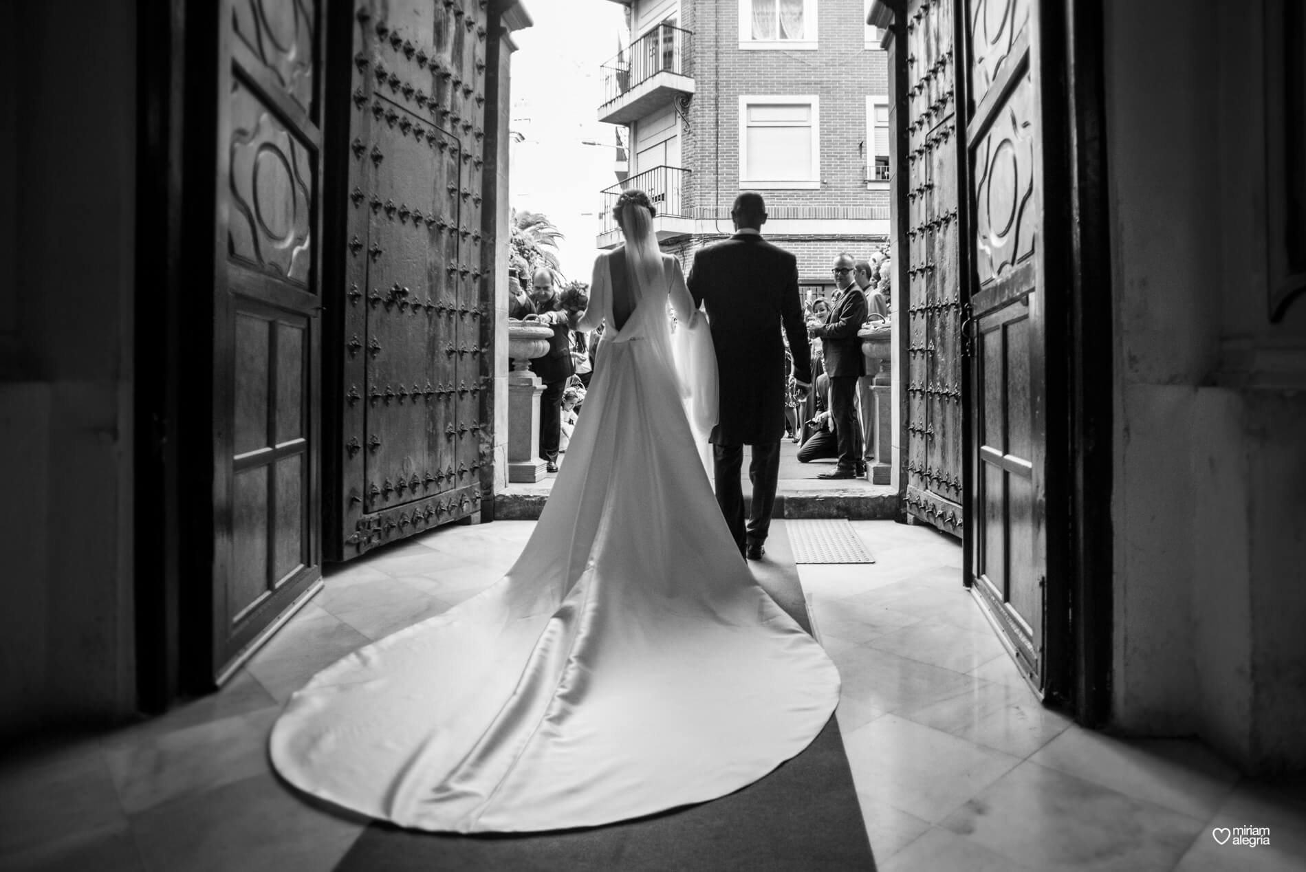 iglesia-de-san-miguel-fotografos-boda-murcia-17