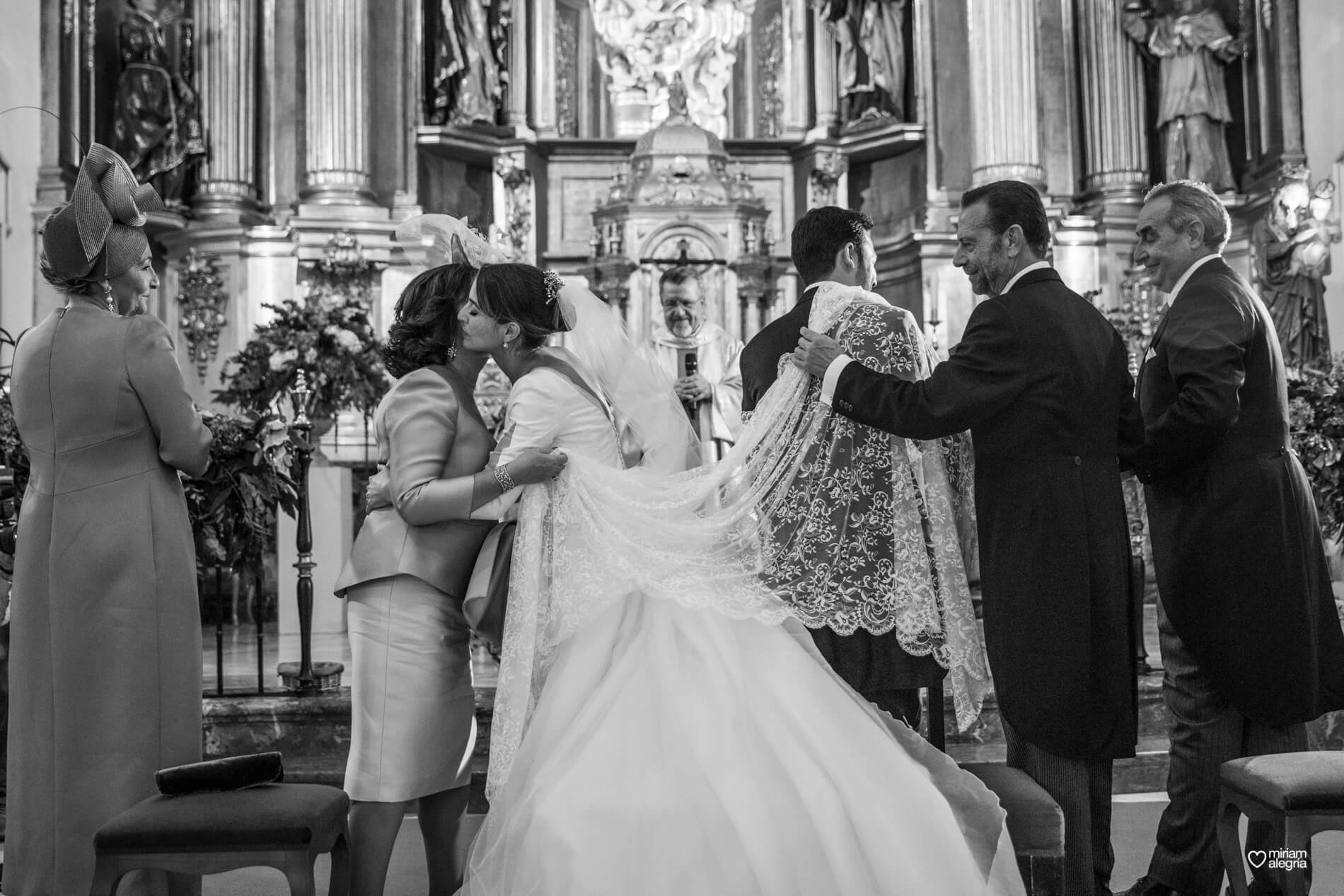 vestido-de-novia-paula-del-vas-miriam-alegria-fotografos-boda-murcia-63