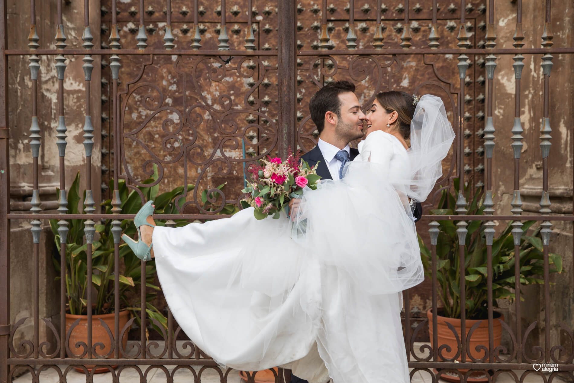 vestido-de-novia-paula-del-vas-miriam-alegria-fotografos-boda-murcia-80